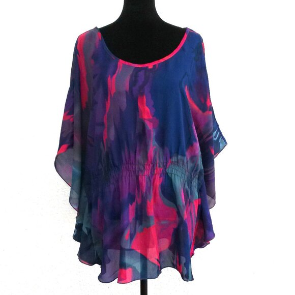 Torrid, Multi- color abstract Women's butterfly short sleeve blouse - Picture 2 of 9